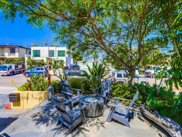 La Jolla 3 Bedroom Rental Home, Only Steps from Beach!