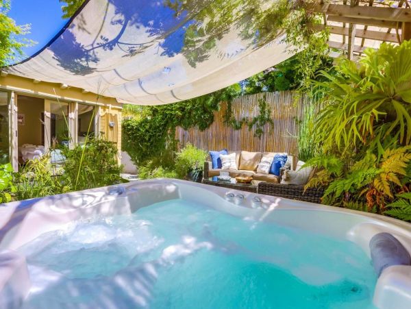 La Jolla 3 Bedroom Rental Home, Only Steps from Beach!