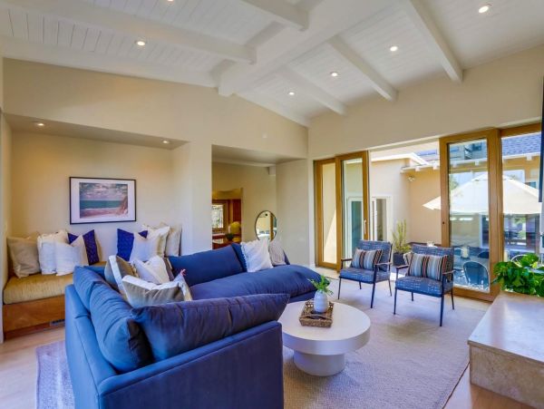La Jolla 3 Bedroom Rental Home, Only Steps from Beach!
