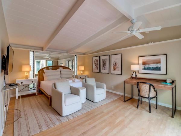 La Jolla 3 Bedroom Rental Home, Only Steps from Beach!