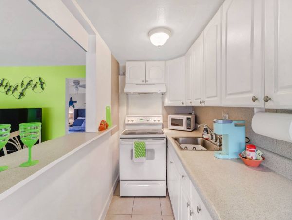 Lovely One Bedroom Apartment Easy Beach Access in Fort Myers