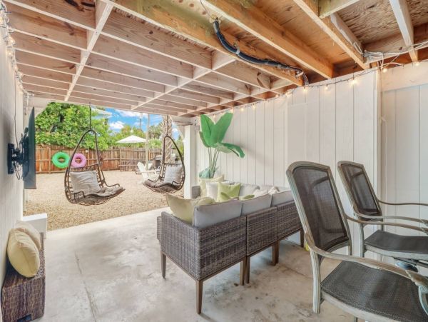Lovely One Bedroom Apartment Easy Beach Access in Fort Myers