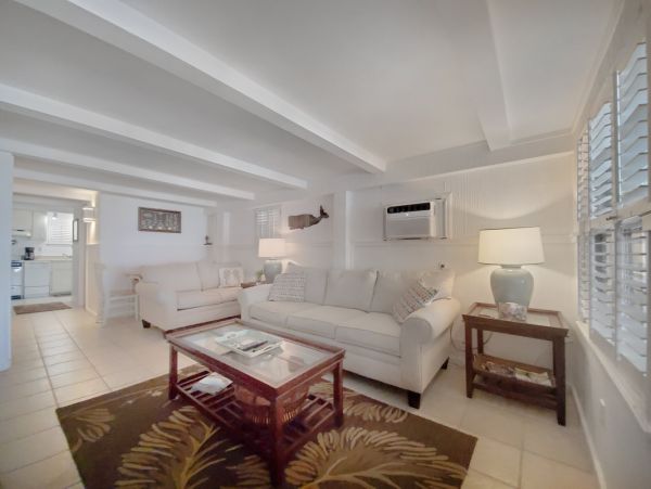 Bonita Springs One Bedroom Vacation Condo On The Beach