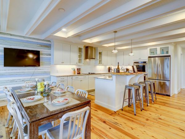 Fabulous Oceanfront Vacation Home On Hilton Head 18 Guests