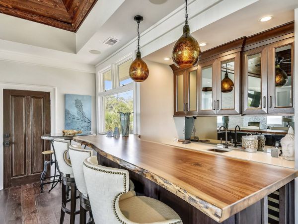 Hilton Head Luxurious 5 Bedroom Oceanfront Vacation Home