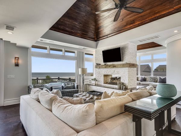 Hilton Head Luxurious 5 Bedroom Oceanfront Vacation Home