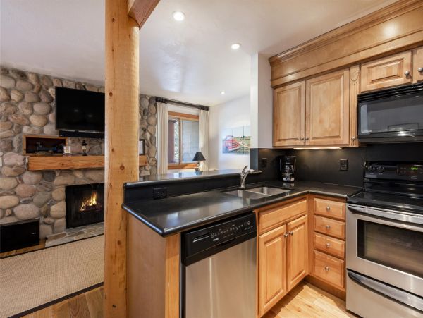 Park City Deer Valley Canyons Resort Condo 996311