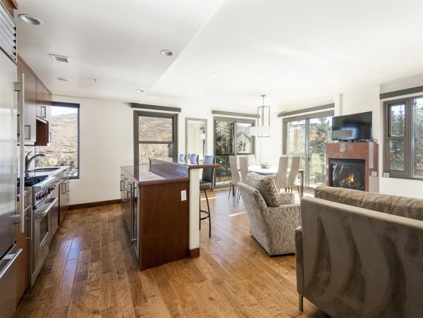 Park City Deer Valley Canyons Resort Condo 996321