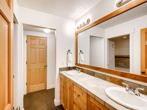 Park City Deer Valley Canyons Resort Condo 996324