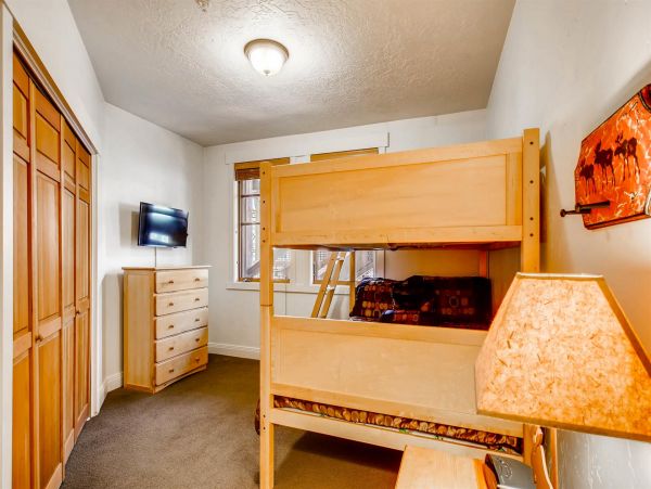 Park City Deer Valley Canyons Resort Condo 996324