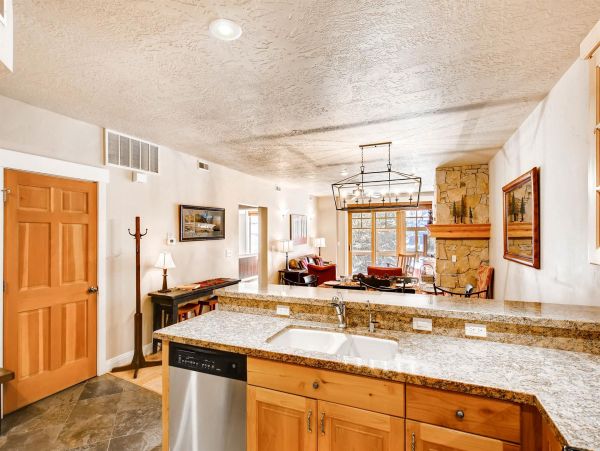 Park City Deer Valley Canyons Resort Condo 996325