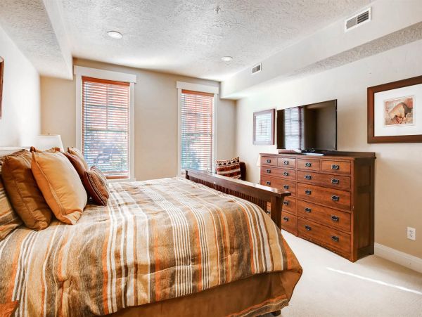 Park City Deer Valley Canyons Resort Condo 996325