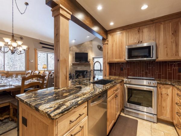 Park City Deer Valley Canyons Resort Condo 996338
