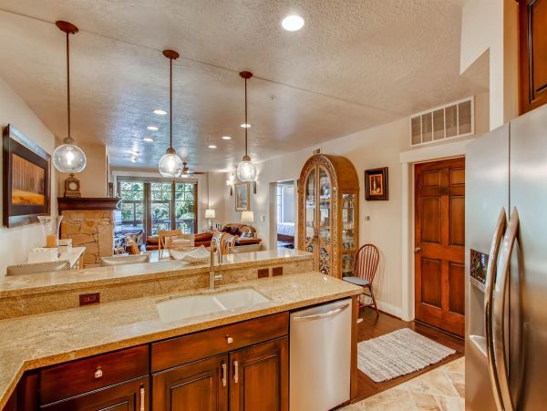 Park City Deer Valley Canyons Resort Condo 996343