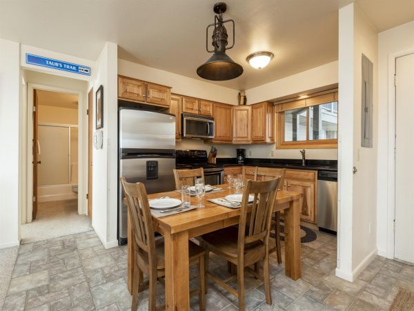 Park City Deer Valley Canyons Resort Condo 996360