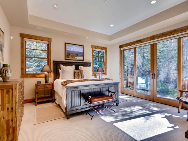 Cozy 6-Bed Park City Vacation Rental with Private Hot Tub