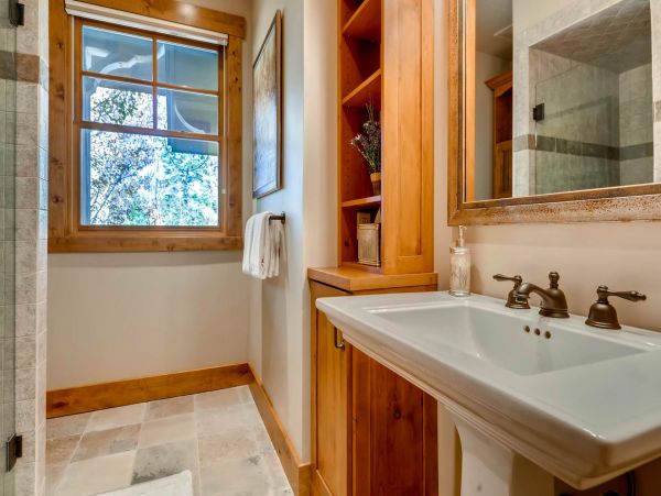 Cozy 6-Bed Park City Vacation Rental with Private Hot Tub