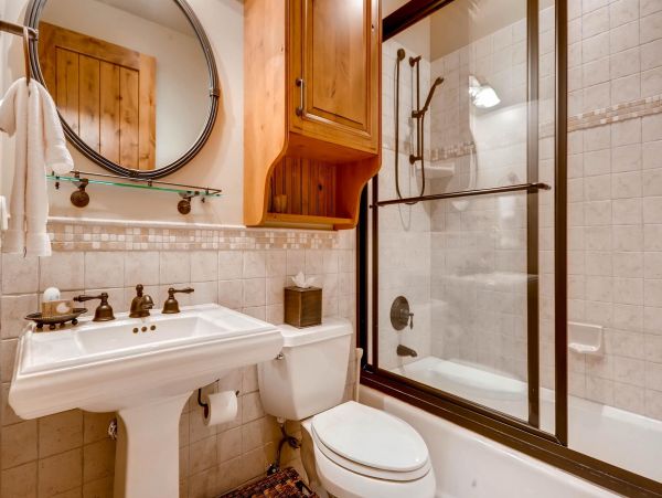 Cozy 6-Bed Park City Vacation Rental with Private Hot Tub