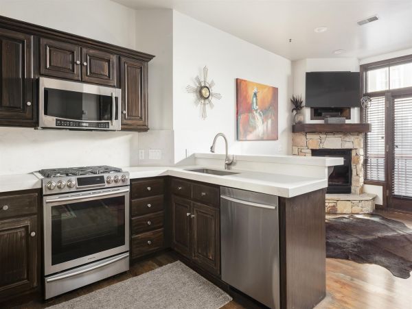 Park City Deer Valley Canyons Resort Condo 996376