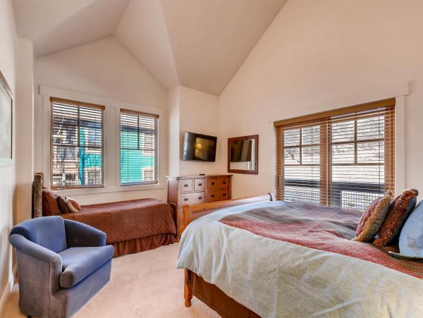 Park City Deer Valley Canyons Resort Condo 996392