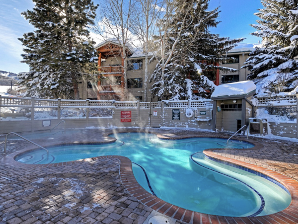 Park City Ski in Ski Out Access Award Winning Amenities.