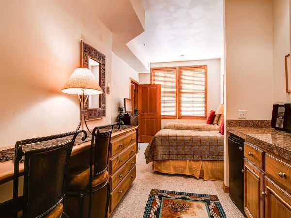 Park City Deer Valley Canyons Resort Condo 996403
