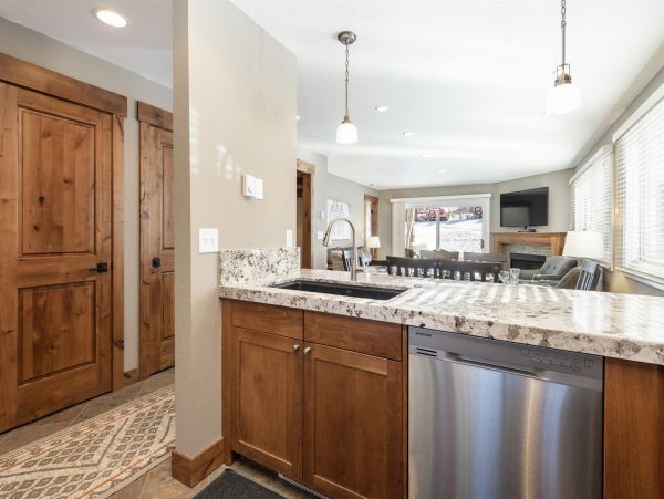 Park City Deer Valley Canyons Resort Condo 996404