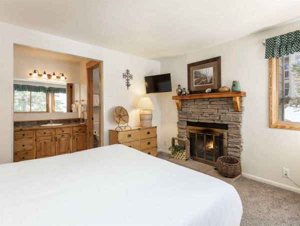 Park City Deer Valley Canyons Resort Condo 996405