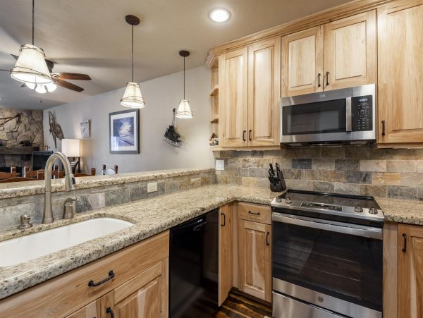 Park City Deer Valley Canyons Resort Condo 996411