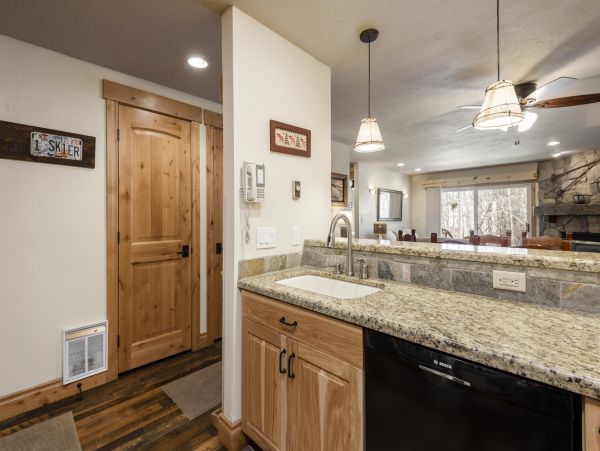 Park City Deer Valley Canyons Resort Condo 996411