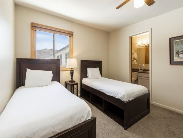 Park City Deer Valley Canyons Resort Condo 996425