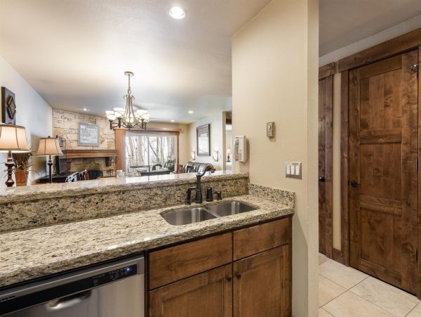 Park City Deer Valley Canyons Resort Condo 996433