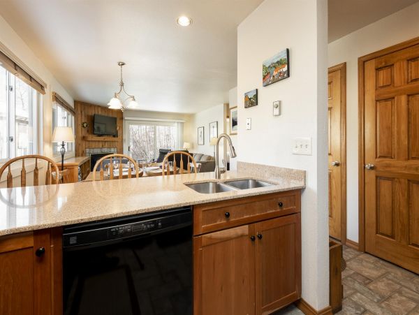 Park City Deer Valley Canyons Resort Condo 996448