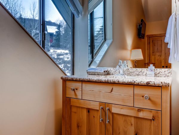 Park City Deer Valley Canyons Resort Condo 996495