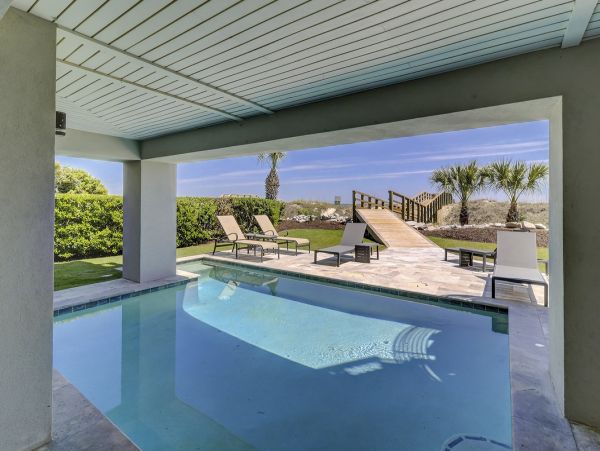 Oceanfront Stunning Vacation Home in Hilton Head 16 Guests