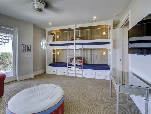 Oceanfront Stunning Vacation Home in Hilton Head 16 Guests