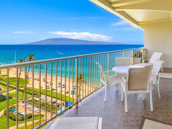 Spectacular Beach Vacation Condo with Tennis Courts Lahaina