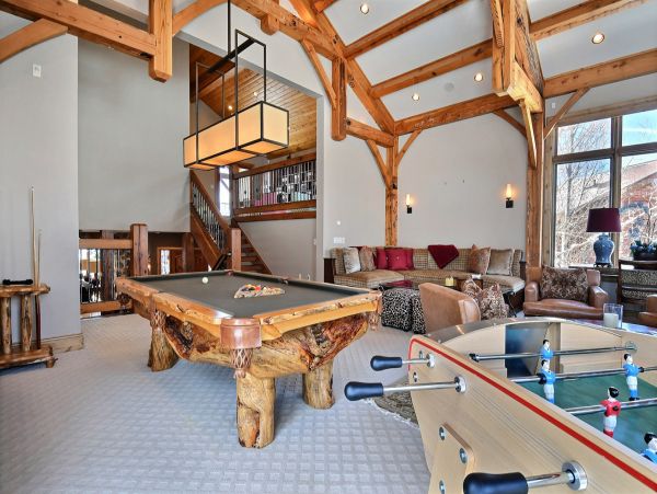 Mountain Views 5 Bedroom Vacation Home in Park City