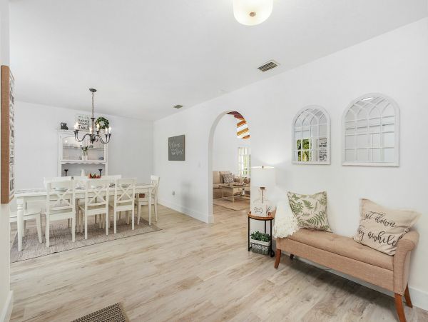Beautiful Vacation Farmhouse Villa with Private Pool