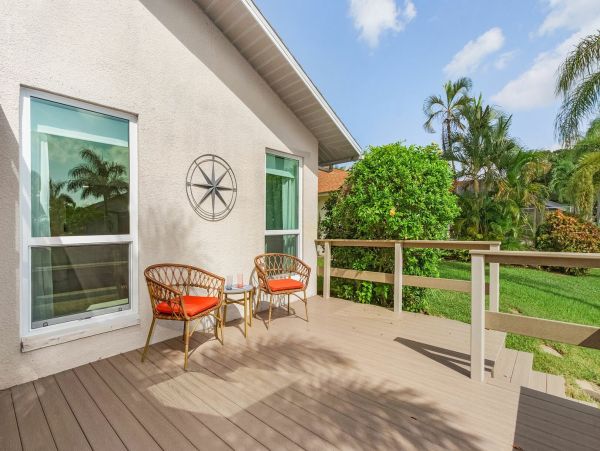 Beautiful Vacation Farmhouse Villa with Private Pool