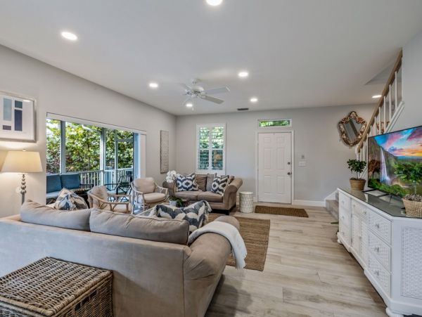Charming Vacation Home in Boca Grande Walk to Beach Sleeps 6