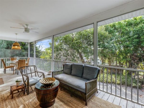 Charming Vacation Home in Boca Grande Walk to Beach Sleeps 6