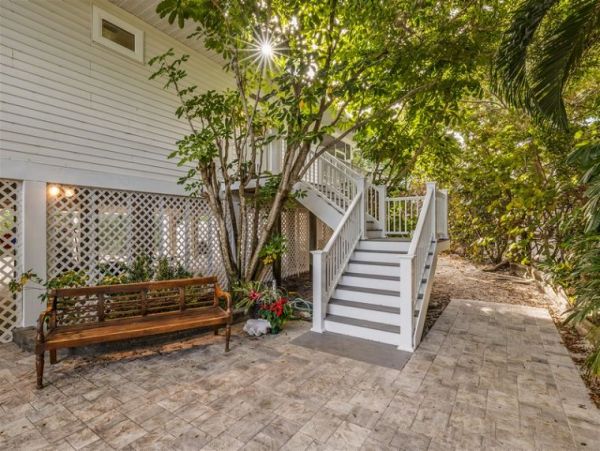 Charming Vacation Home in Boca Grande Walk to Beach Sleeps 6