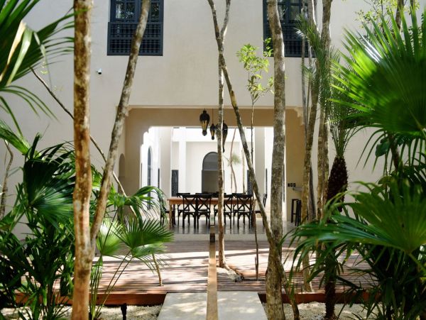 Luxurious Vacation Villa in Tulum with Pool & Jacuzzi