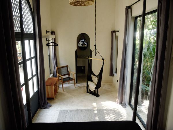 Luxurious Vacation Villa in Tulum with Pool & Jacuzzi