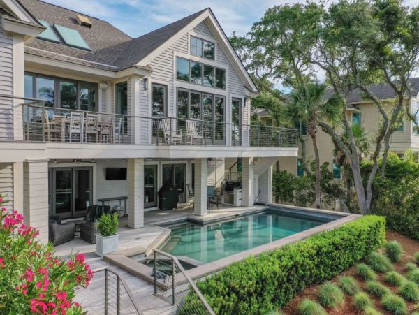 Luxury Beach Home with Ocean Views Sleeps 14