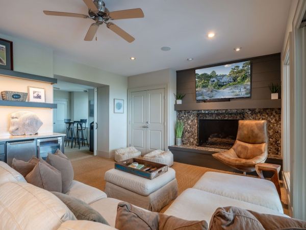 Luxury Beach Home with Ocean Views Sleeps 14