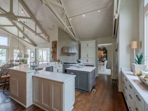 Luxury Beach Home with Ocean Views Sleeps 14