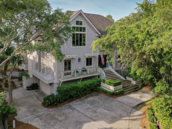 Luxury Beach Home with Ocean Views Sleeps 14