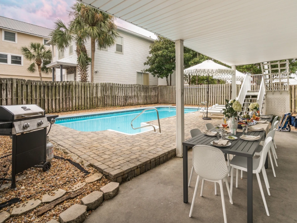 Beach Vacation Home In Destin 16 Guests